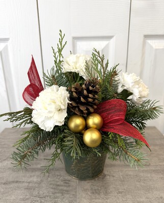 Winter Woodland Glow from Aladdin's Floral in Idaho Falls